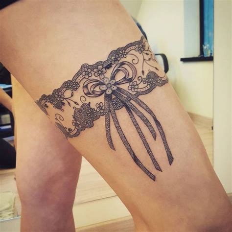 Image de Etoile: Tatouage Femme Sur Jambe