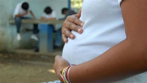 Más de 58 mil adolescentes de convirtieron en madres en el 2017