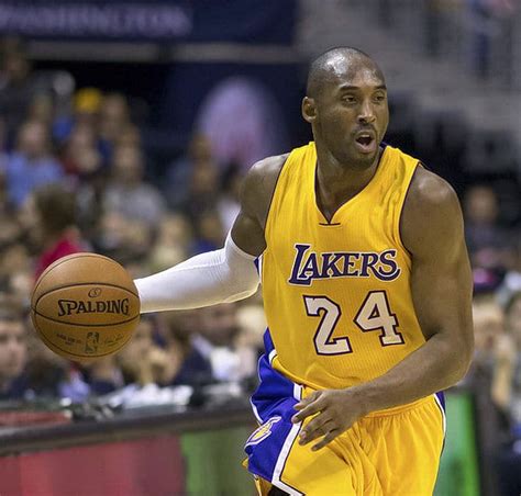 Muere la leyenda del baloncesto Kobe Bryant en un accidente de helicóptero