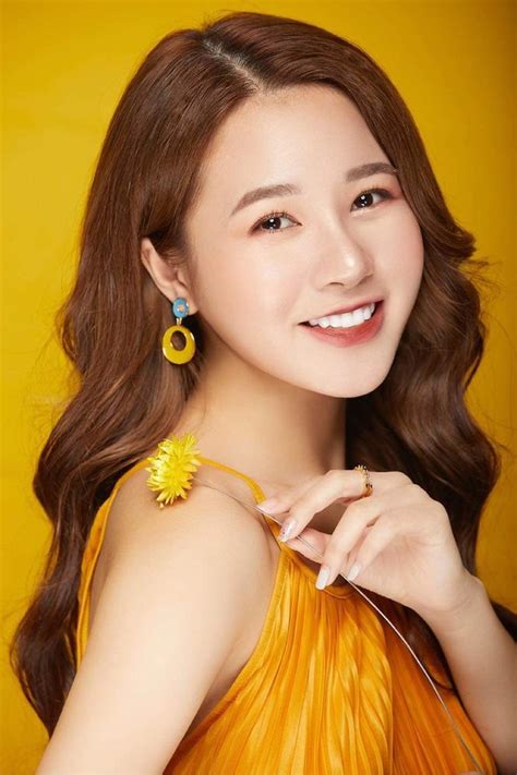 Hot girl Nam Định sở hữu nét đẹp giống diễn viên Sam Báo Dân trí