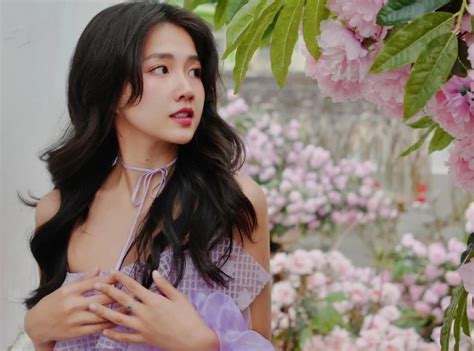 Nhan sắc bánh cuốn của hot girl Sài thành từng hợp tác với Sơn Tùng MTP và Chi Pu Titanic