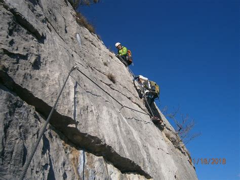 On Ice It Report Escursionismo Ferrata Rino Pisetta Al Piccolo Dain