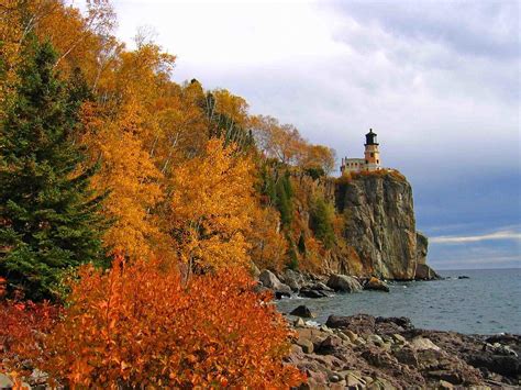 Autumn Lighthouse Wallpapers - Top Free Autumn Lighthouse Backgrounds ...