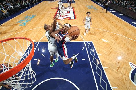 Gallery: Nets vs. Bucks Photo Gallery | NBA.com