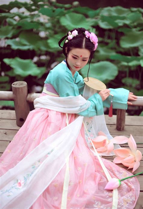 Changan Moon Traditional Chinese Fashion Hanfu Clothes