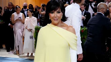 Kris Jenner Se Someter A Una Extirpaci N De Ovarios