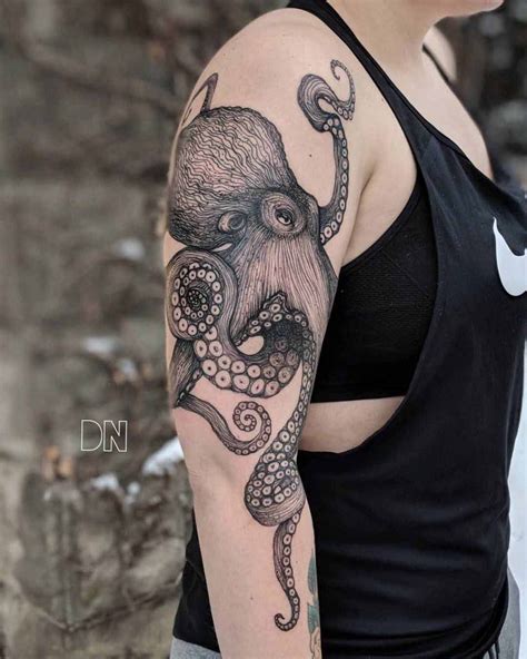 Big Octopus Tattoo On Shoulder Best Tattoo Ideas Gallery Pulpos