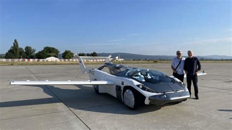 Klein Vision AirCar completes a 35-minute test flight between two ...