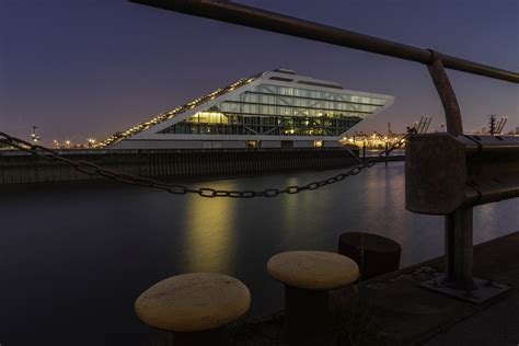 Dockland Foto & Bild | architektur, city, nacht Bilder auf fotocommunity