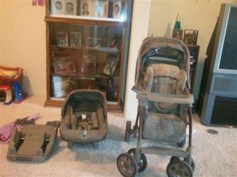 Eddie Bauer carseat/stroller combo - for Sale in Yakima, Washington ...