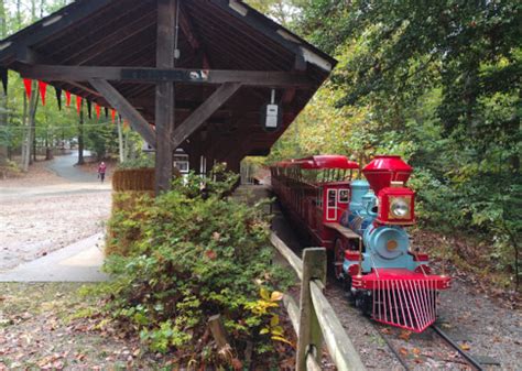 Burke Lake Park's Trolley Train Is A Fun Family Adventure In Virginia