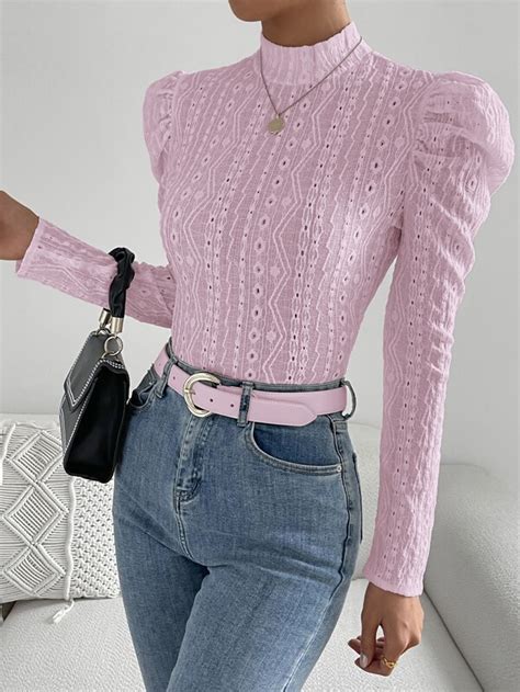 Shein Priv Camiseta De Cuello Alto De Manga Gigot Con Bordado Con Ojal