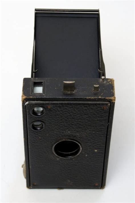 How Kodak Brownie Cameras Made Snapshot Photography Affordable For