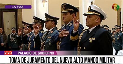 Jeanine Áñez posesiona a nuevo Alto Mando militar