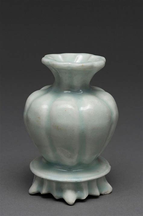 Qingbai Vase With Fitted Box Song Dynasty Asian Antiquities