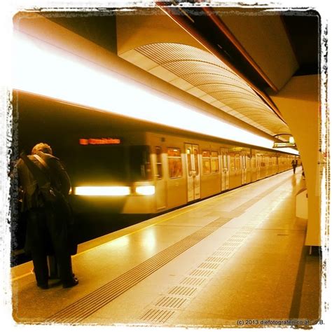 U-BAHN - Wiener Linien | Wiener linien, U bahn, Fotografen