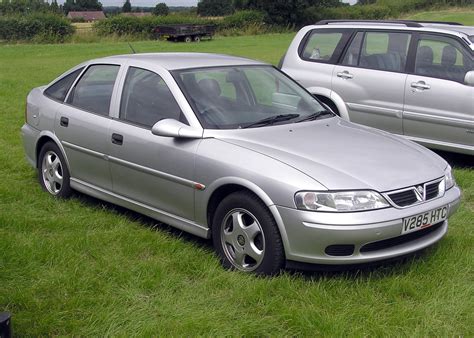 Opel Vectra B Restyling 1999 2002 Hatchback 5 Door OUTSTANDING CARS