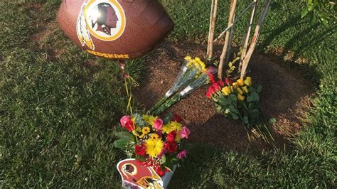 Redskins Fans Gather To Remember Chief Zee In Va