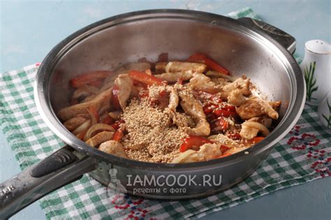 Яичная лапша с курицей и соусом терияки — рецепт с фото пошагово