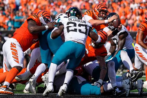 What is turf toe? Everything to know about Joe Burrow's injury