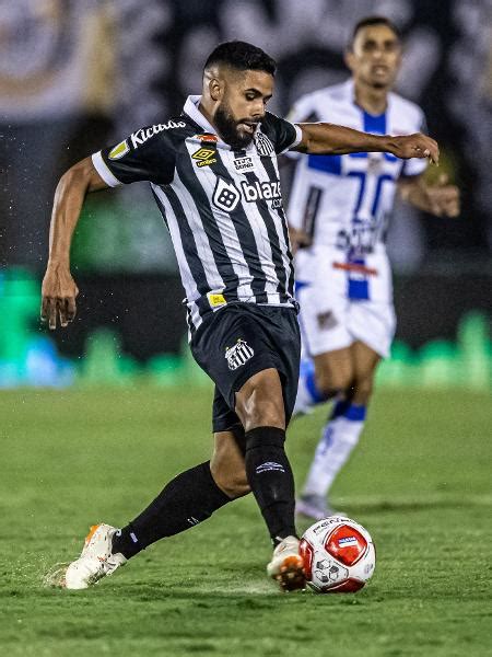 Santos Negocia Renova O De Contrato Lateral Felipe Jonatan