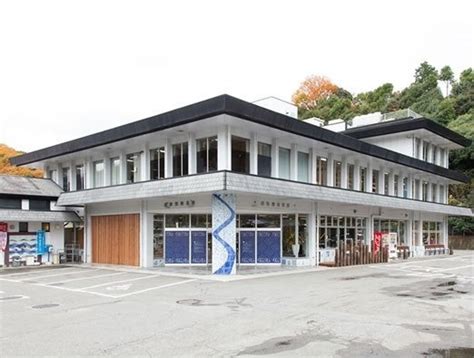 ＜カンデオホテルズ松山大街道＞愛媛が誇る伝統工芸品「砥部焼とべやきグラス」でスパ・サウナ上がりのドリンクが楽しめる宿泊プランを開始～サウナ