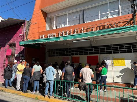 El Heraldo De Tuxpan Toman Escuela De Xalapa Por Constantes Casos De