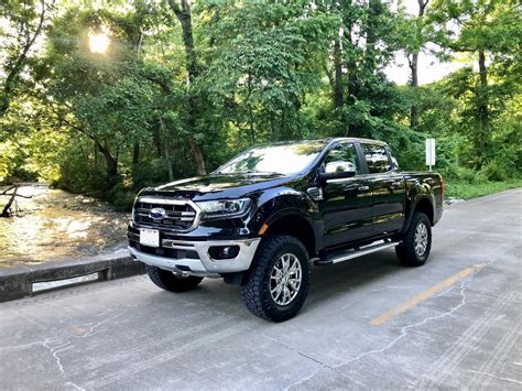 2019 Ford Ranger Lariat W 35 Bds Lift Kit And 33” Nitto Ridge Grapplers On Stock Wheels