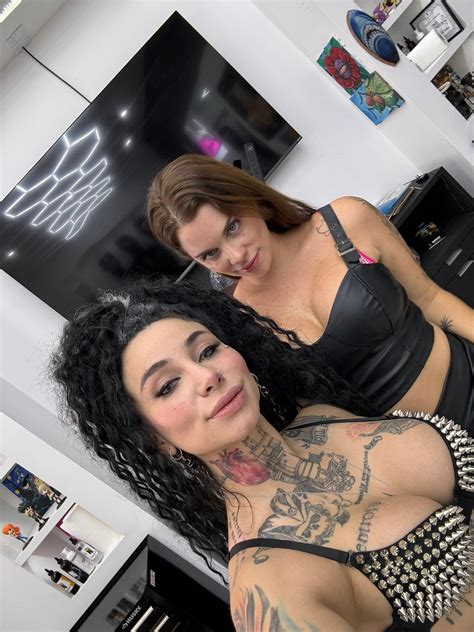 Elisa Elizondo - Elisa Elizondo added a new photo.