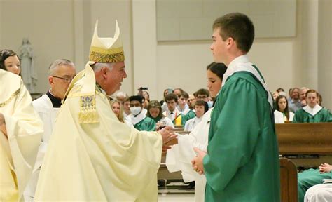 Bishop Shanahan seniors mark graduation at Mass with archbishop ...