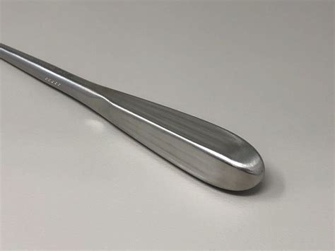 Used Aesculap Mf534r Orthopedic 9in Size 00000 Straight Curette