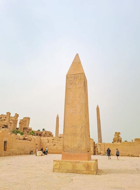 Antiguas Ruinas Del Templo De Karnak En Luxor Egipto Foto Premium