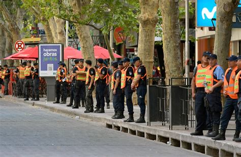 El Gobierno Dio Marcha Atrás Y Los Policías Volverán A Acceder A Un