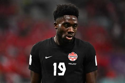 Instant Foot On Twitter Alphonso Davies Le FC Barcelone