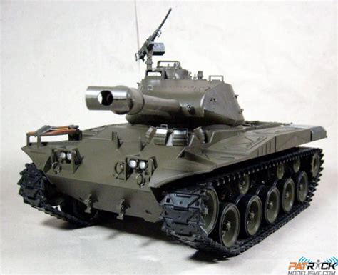 Char d assault RC électriques 1 16 M41A3 Walker Bulldog bruit et fumée