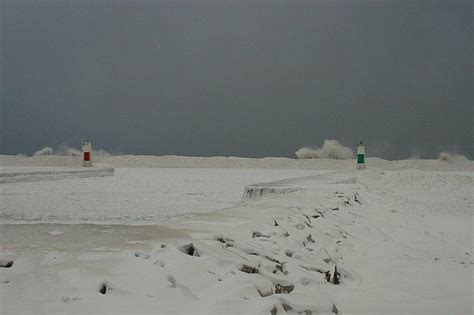 Lakeshore of Saugatuck Winter Photos