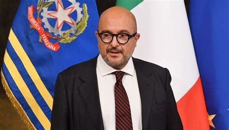 Ministro Sangiuliano Firma Decreto 235 Milioni Per 1000 Lavori