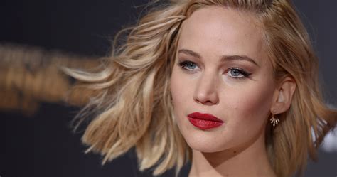 Jennifer Lawrence Zamierza A Podda Si Aborcji Dwa Razy Poroni A