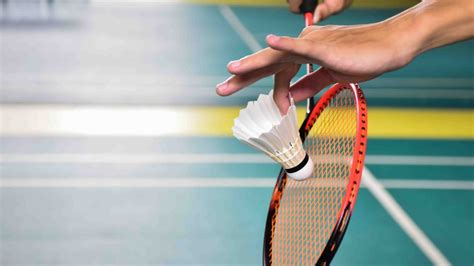 Badminton Serving Drills To Improve Your Serve Strings And Paddles