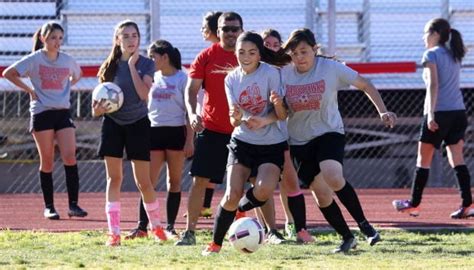 Gaona: Rio Rico surging with playoffs on horizon | High-school | tucson.com