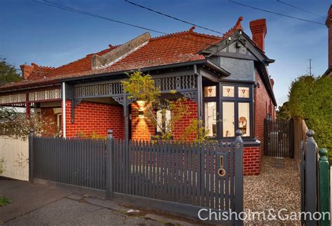 Abc Radio Announcer Richelle Hunt To Sell Fully Renovated Edwardian