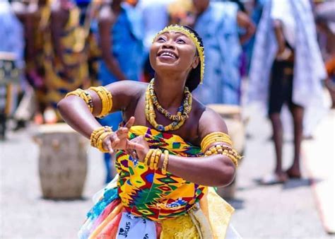 Origin of the famous Ashanti Dance, Adowa - Sophia Apenkro Blog