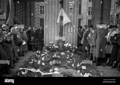 Polski Zwiazek Bylych Wiezniow Politycznych Fotograf As E Im Genes De