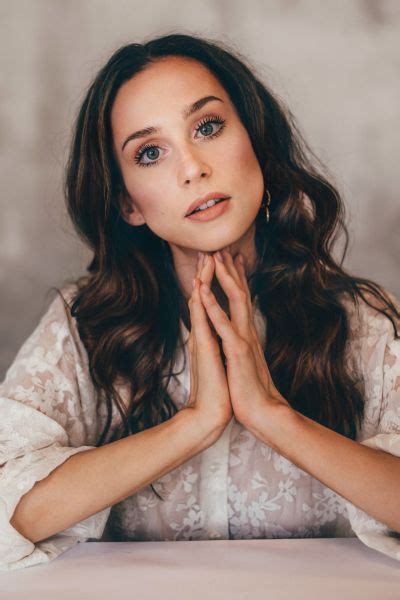 5 Hot Sexy Rose Friederike Bikini Pics