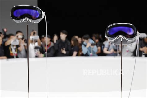 Apple Pangkas Produksi Headset Vision Pro Mengapa Republika Online