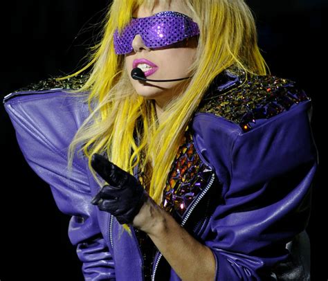 Lady Gaga Publica La Letra De Born This Way Cromosomax