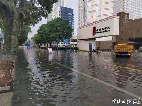 警报升级：上海近岸海域或有大到巨浪！台风“轩岚诺”逼近，已致浙江暴雨，一地紧急通知：场所关闭、活动叫停→手机新浪网