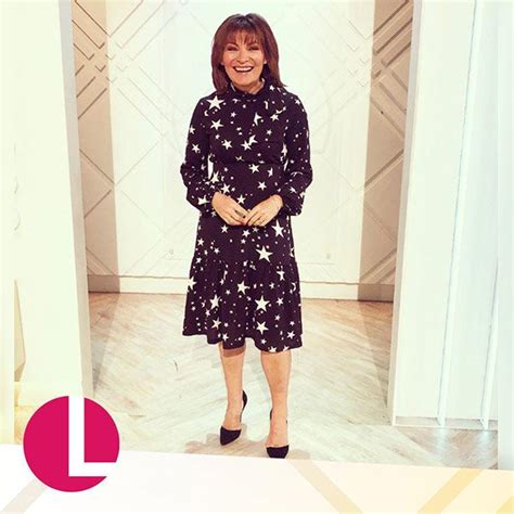 Lorraine Kelly just wore a £10 dress to present Lorraine, but fans aren ...