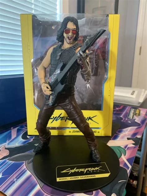 MCFARLANE TOYS CYBERPUNK 2077 12 Inch Scale Johnny Silverhand Deluxe