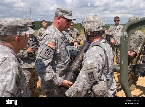 1 163rd Field Artillery Command Sgt Major Edwards Explains The M119